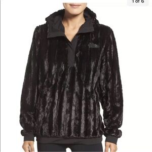 The North Face Furlander Faux Fur Pullover Sweater